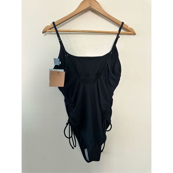 Shade & Shore Black Ribbed Pull Side Adjustable Swimsuit Size Medium - Picture 4 of 5